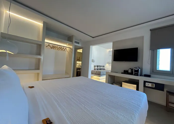 Paolas Sunset 4* 아기오스 스테파노스