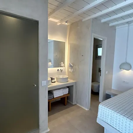 Paolas Sunset Apartmanhotel 2*