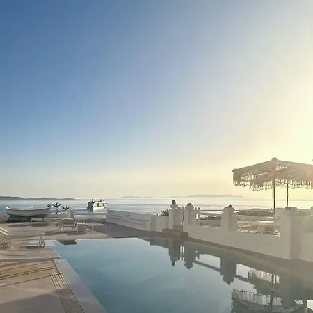 Paolas Sunset מלון דירות 4*