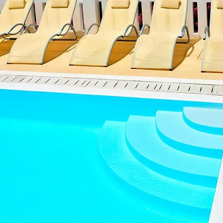 Paolas Sunset アギオス・ステファノス