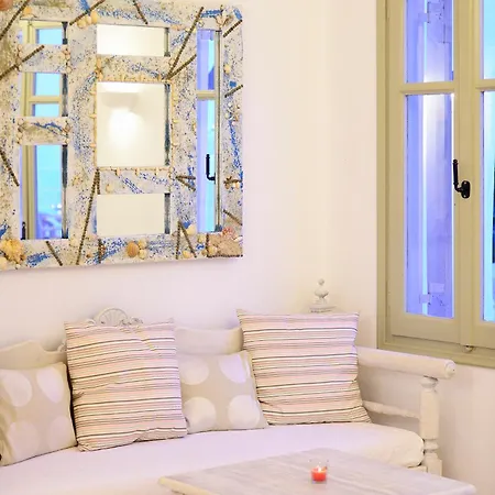 Paolas Sunset アパートホテル