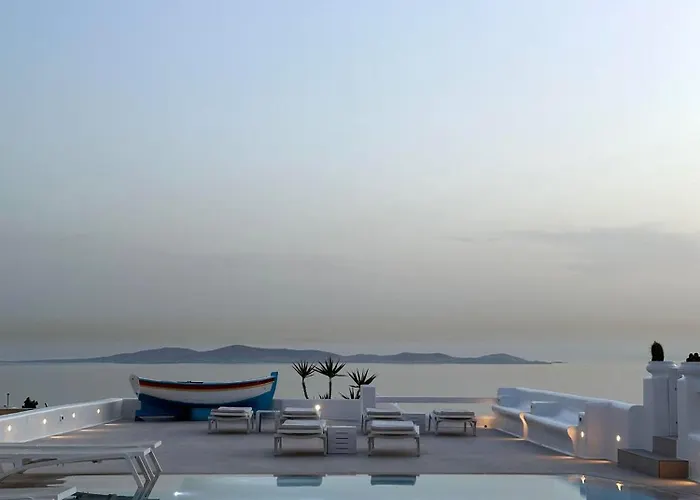 Апарт-отель Paolas Sunset 4*