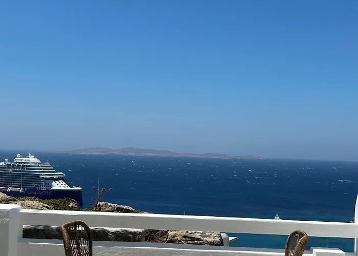 Апарт-отель Paolas Sunset