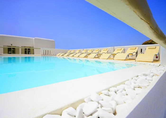 Paolas Sunset Aparthotel