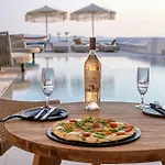 Paolas Sunset Aparthotel