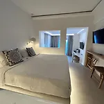 Aparthotel Paolas Sunset 4*