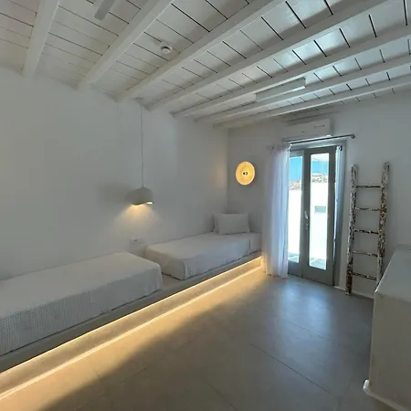 Paolas Sunset Agios Stefanos (Mykonos)