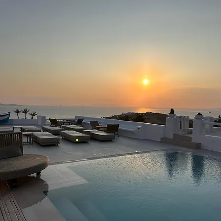 Paolas Sunset Aparthotel 2*